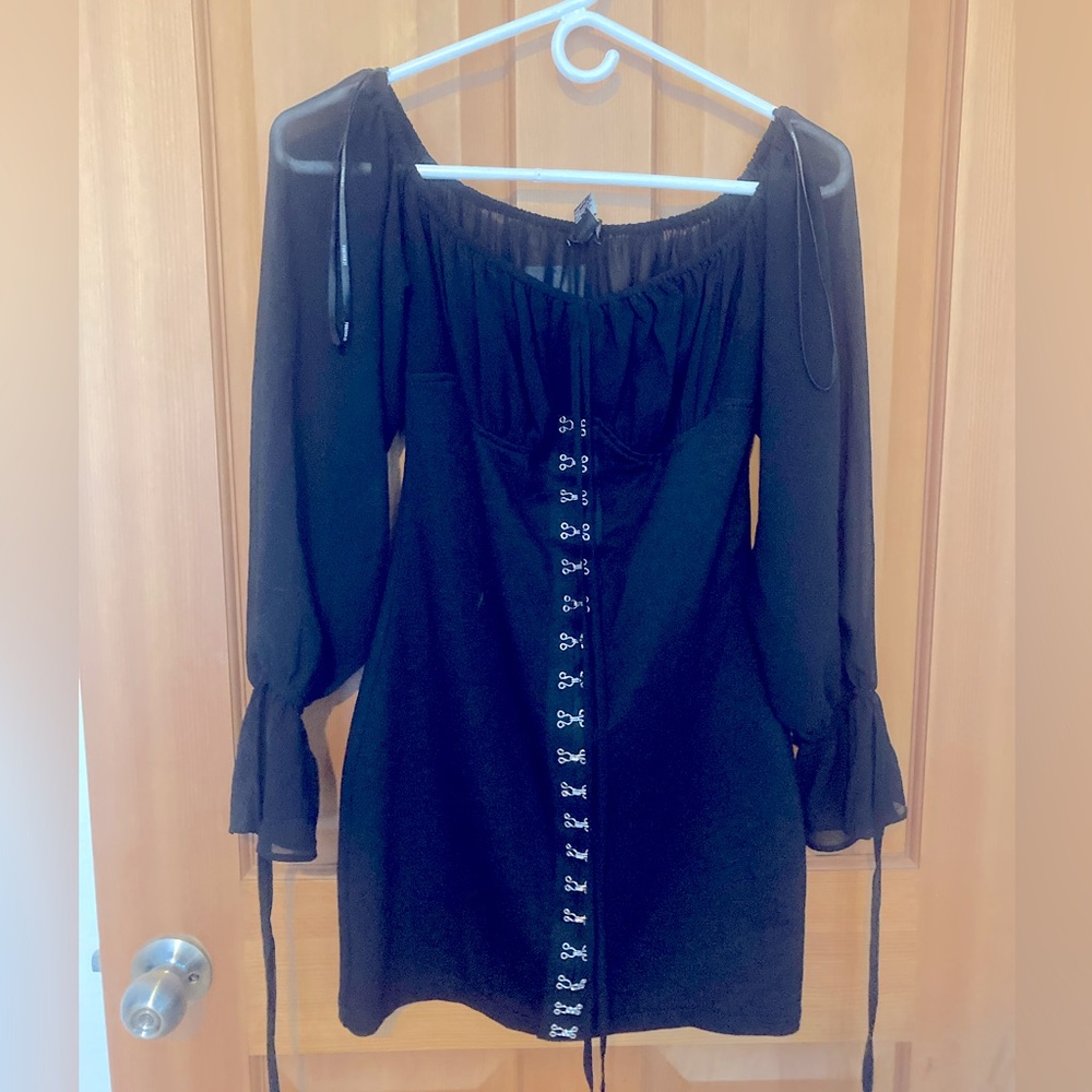 Short Black Dress with puffed sleeved